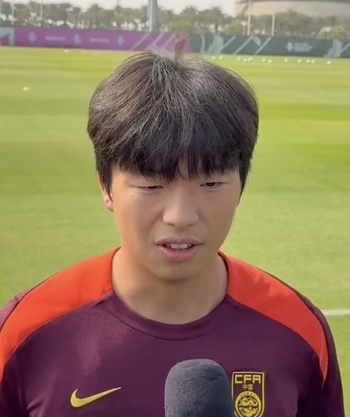 kaiyun-李镇全谈战乌兹:全队亢奋且期待明天比赛 要屏蔽外界声音和舆论