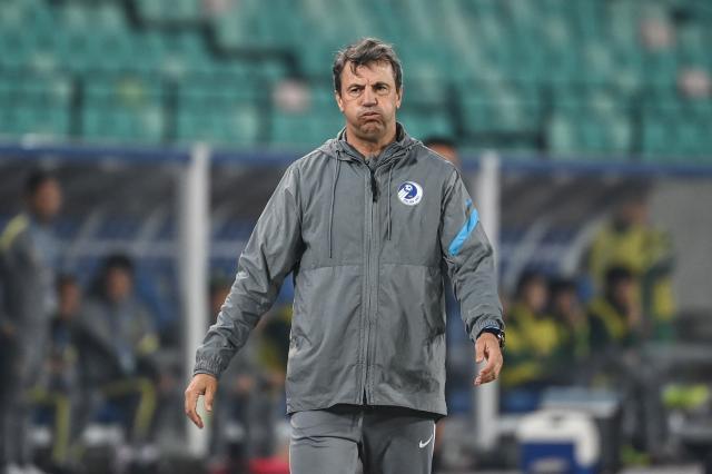 kaiyun-老队友对决何塞抓住救命稻草 首胜后急需解决一点